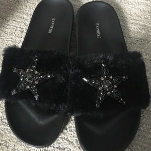 Express slide sandals